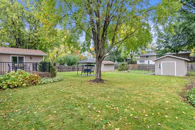 13817 Thomas Avenue S, Burnsville, MN 55337 - Photo 6