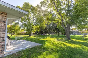 604 5th Ave SE, Barnesville, MN 56514 - Photo 6