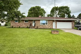 604 5th Ave SE, Barnesville, MN 56514 - Photo 1