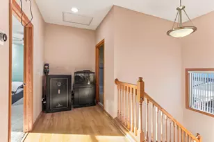 846 Sherburne Ave, Saint Paul, MN 55104 - Photo 14