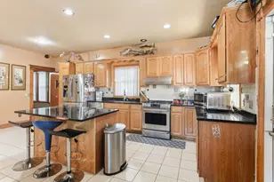 846 Sherburne Ave, Saint Paul, MN 55104 - Photo 10