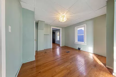 307 W 4th Street, Winthrop, MN 55396 - Photo 6