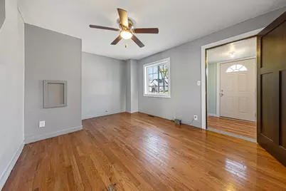 307 W 4th Street, Winthrop, MN 55396 - Photo 10