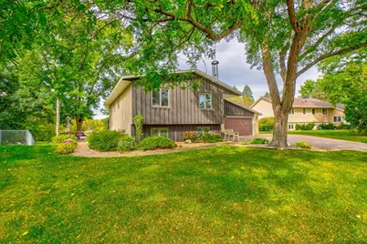 2660 Fairlawn Drive, Stillwater, MN 55082 - Photo 1