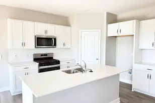 923 Redfield Cir, Delano, MN 55328 - Photo 4