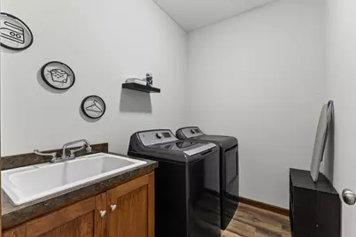 713 Cherrywood Lane NE, Isanti, MN 55040 - Photo 16