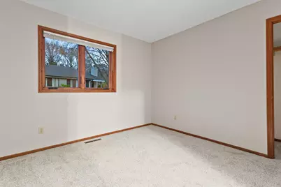 7636 Borman Way, Inver Grove Heights, MN 55076 - Photo 6