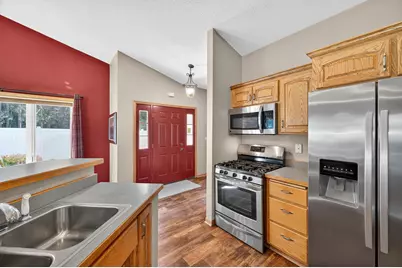 13471 Pine View Lane, Lindstrom, MN 55045 - Photo 10