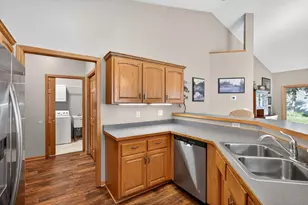 13471 Pine View Ln, Lindstrom, MN 55045 - Photo 8