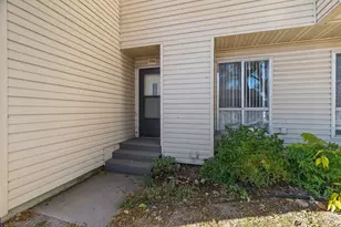 5729 80th Ave N, Brooklyn Park, MN 55443 - Photo 2