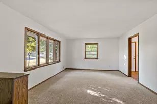 9852 Blaisdell Ave S, Bloomington, MN 55420 - Photo 4