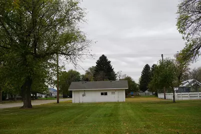 615 4th SE, Barnesville, MN 56514 - Photo 1