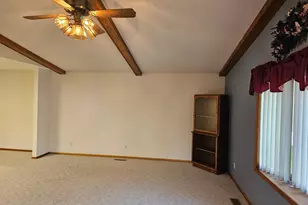 909 Bradford Ave, Argyle, MN 56713 - Photo 16