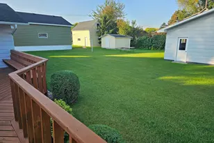 909 Bradford Ave, Argyle, MN 56713 - Photo 32