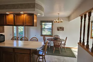 909 Bradford Ave, Argyle, MN 56713 - Photo 4