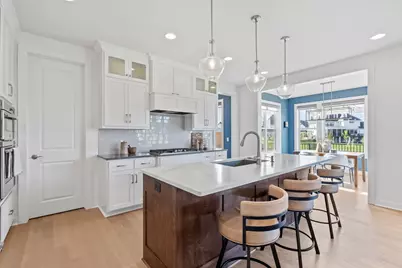 16321 Dryden Road, Lakeville, MN 55044 - Photo 4