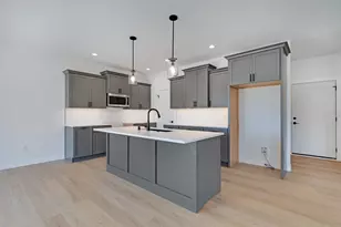 1624 Red Clover St, Holmen, WI 54636 - Photo 8