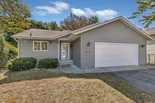 314 Pleasant Ridge Dr, Sauk Rapids, MN 56379 - Photo 1