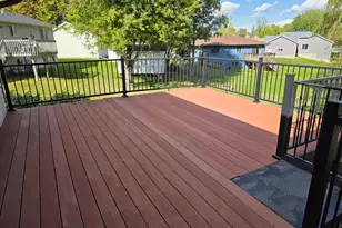 407 8th St SW, Plainview, MN 55964 - Photo 6