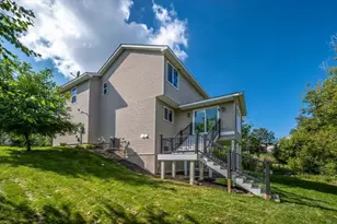 13715 Grafton Ct, Apple Valley, MN 55124 - Photo 6