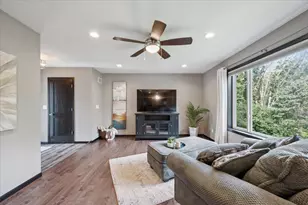 13715 Grafton Ct, Apple Valley, MN 55124 - Photo 20