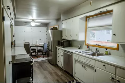 704 Washington Avenue, Fairmont, MN 56031 - Photo 8