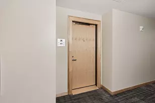 1240 S 2nd St, Minneapolis, MN 55415 - Photo 32