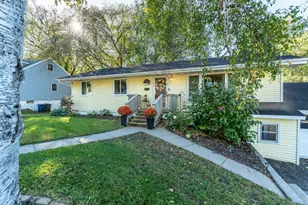 829 W 7th Ave, Fergus Falls, MN 56537 - Photo 6