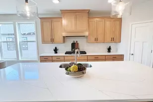 18655 Icebox Ln, Lakeville, MN 55044 - Photo 2