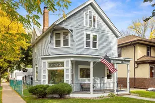 1037 St Clair Ave, Saint Paul, MN 55105 - Photo 1