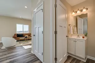 3105 Bassett Dr, Mankato, MN 56001 - Photo 4