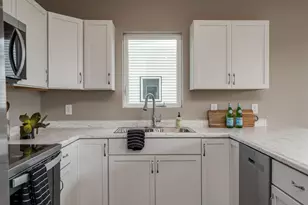 3105 Bassett Dr, Mankato, MN 56001 - Photo 14