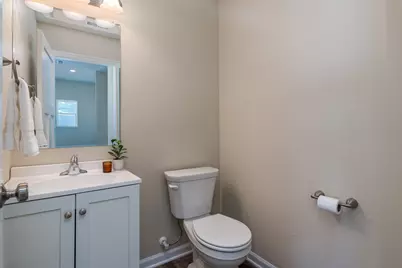 3105 Bassett Drive, Mankato, MN 56001 - Photo 6