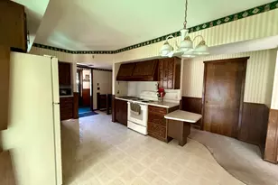 810 S Mill St, Redwood Falls, MN 56283 - Photo 14