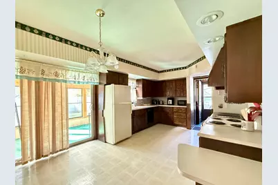 810 S Mill St, Redwood Falls, MN 56283 - Photo 12