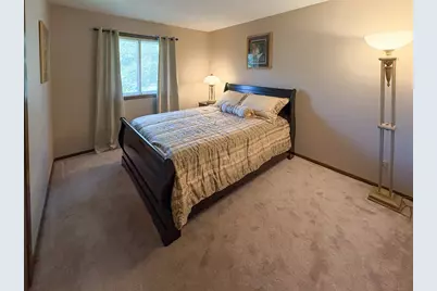 6401 Applewood Court, Woodbury, MN 55129 - Photo 12