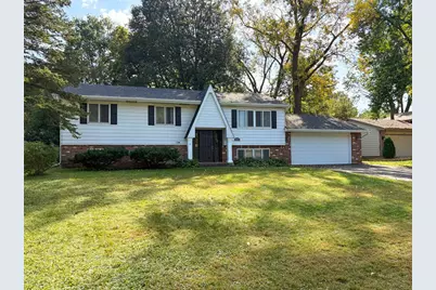 6401 Applewood Court, Woodbury, MN 55129 - Photo 2