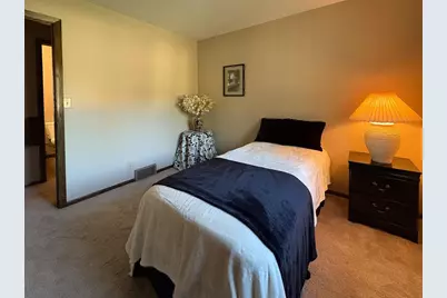 6401 Applewood Court, Woodbury, MN 55129 - Photo 16