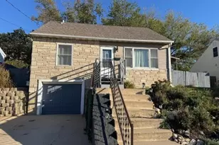 913 7th St NW, Rochester, MN 55901 - Photo 1