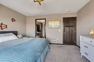 1933 38th St S, Saint Cloud, MN 56301 - Photo 16