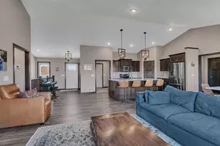 1933 38th St S, Saint Cloud, MN 56301 - Photo 14