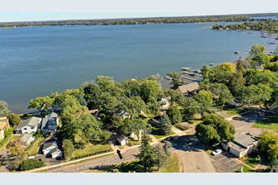 7 S Shore Drive, Forest Lake, MN 55025 - Photo 6