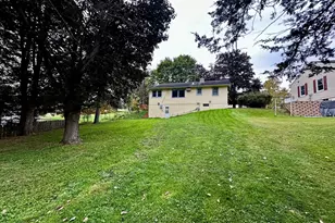 402 Hillcrest St E, Lanesboro, MN 55949 - Photo 30