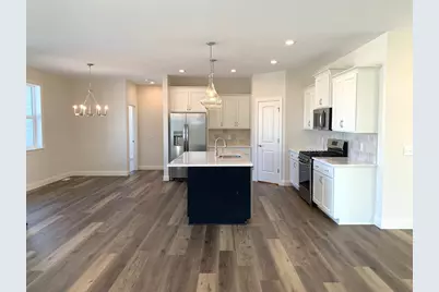 2931 Trinity Drive, Shakopee, MN 55379 - Photo 2