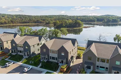 4869 Linden Cove Lane, Savage, MN 55378 - Photo 2