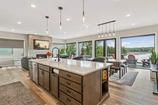 4869 Linden Cove Ln, Savage, MN 55378 - Photo 8
