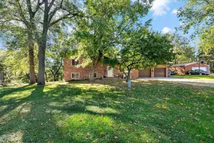 2130 198th St W, Faribault, MN 55021 - Photo 2