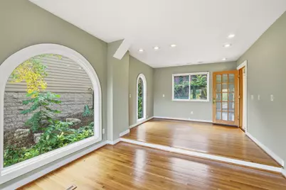 233 Groveland Avenue, Minneapolis, MN 55403 - Photo 16