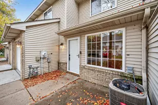 7965 Forest Blvd, Woodbury, MN 55125 - Photo 4