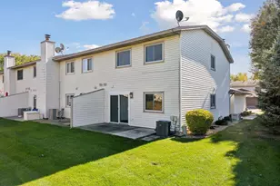 1342 67th Ln N, Brooklyn Center, MN 55430 - Photo 2